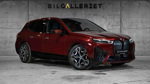 BMW iX xDrive50 IX50/FULLY CHARGED/22/SP.PAKKE/LUFT/4-HJ.STYRING