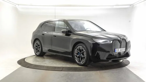 BMW iX xDrive50 Fully Charged, B&W, M-Performance 22", Ditec