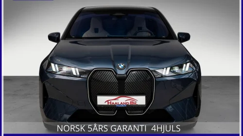BMW iX xDrive60 60// 4HJULS // NORSK // 5ÅRS GARANTI // SPORTSPAKKE 21"