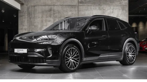 PORSCHE Cayenne Electric Re.Axle, HD-Matrix, Burmester®, AR-HUD, 18way,