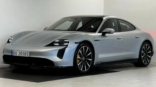 PORSCHE Taycan Turbo S 761HK-PAW 10.27-BURMESTER-PDCC-SPORT DESIGN-S+V-CARBON
