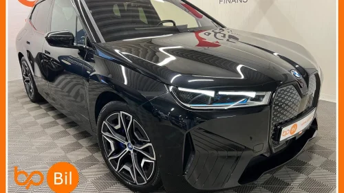 BMW iX xDrive40 FULLY CHARGED* LASER* SKY LOUNGE* KROK* ACC* HEAD-UP*
