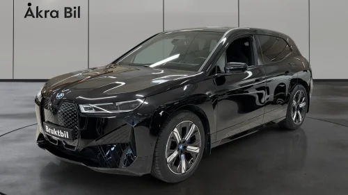 BMW iX xDrive40 xDrive40 Fully Charged *VRAKPANT* m/Sportspakke/Pano/Kr