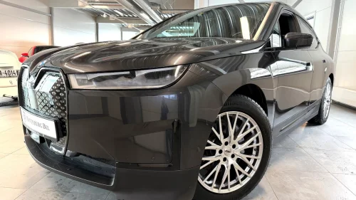 BMW iX xDrive40 Fully- Charged Harman Kardon-Skinn.H.Feste-360 Kamera