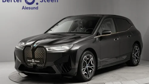 BMW iX xDrive40 xDrive40 | Laserlys | Sky Lounge | 4-hjulsstyring