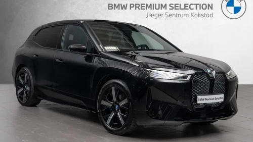 BMW iX xDrive40 xDrive40 Fully Charged 6,29% Multiseter H/K Sport Pano
