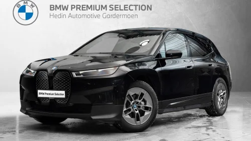 BMW iX xDrive40 xDrive40 Fully Charged, Panorama, Hengerfeste, ComfortA