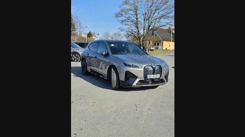 BMW iX xDrive40 xDrive40, Fully Charged, Multif. SkyLounge, ComfAcc