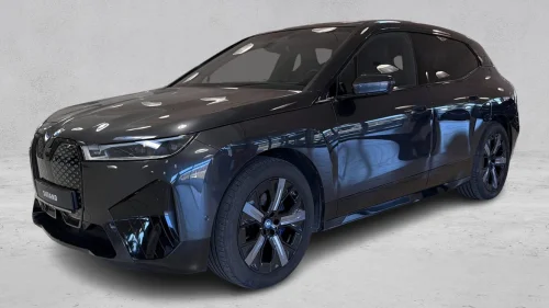 BMW iX xDrive40 Fully Charged Edit I Laserlys I El hengerfeste I Pano