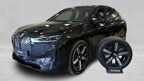 BMW iX xDrive40 xDrive40,Fully Charged,Sport-pakke,Tilh.f,Adaptive Cr.