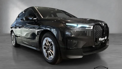 BMW iX xDrive40 Fully Charged / Laser lys/ H.feste / BATTERITESTET