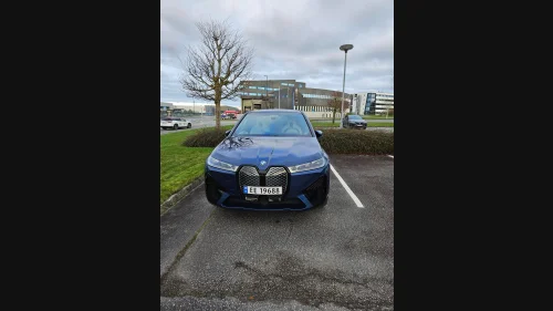 BMW iX xDrive40 Fully Charged/Sport Package/H&K/Pano/HeadUp/El.krok
