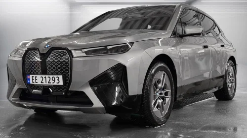 BMW iX xDrive40 xDrive40 4hjulstyring Luftfjæring Sportpakke