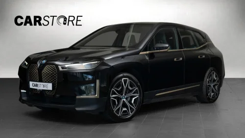 BMW iX xDrive40 xDrive40 Fully Charged Krok,Panorama,Harman/Kardon