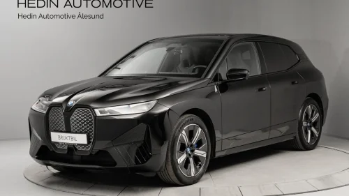 BMW iX xDrive40 xDrive40/FullyCharged/Pano/Harman/21"/Laser