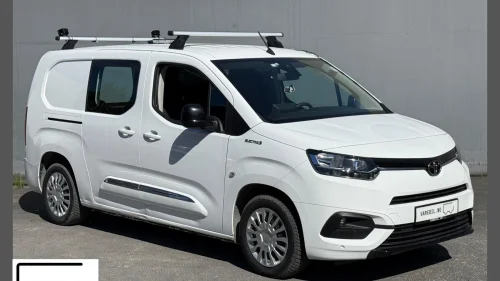TOYOTA Proace City Electric Electric L2 269 KM WLTP NY SERVICE EUOK 2028