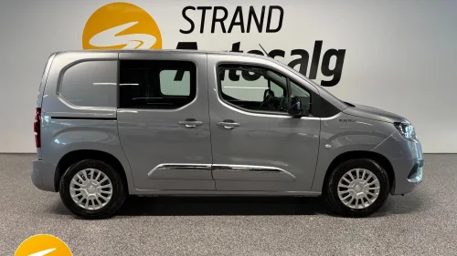 TOYOTA Proace City Electric Electric L1 50kWh Krok Apple Carplay Dab+