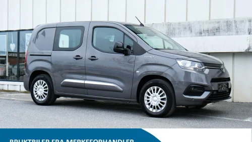 TOYOTA Proace City Electric Electric 50 kWt Comfort L2 - Hengerfeste/3 seter +++