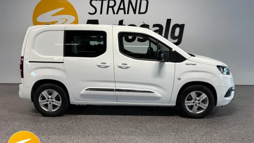 TOYOTA Proace City Electric Electric L1 50kWh Krok Innredning Apple Carplay Dab+