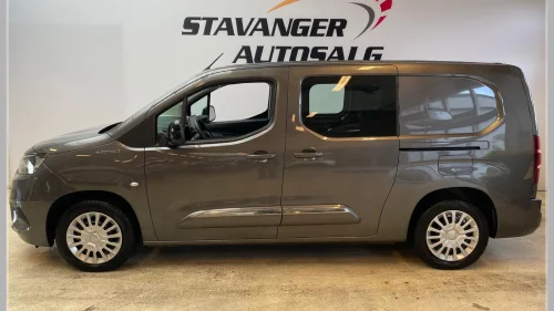 TOYOTA Proace City Electric ELECTRIC/L2/3 SETER/P.SENSORER/DAB/NYBILGARANTI+++