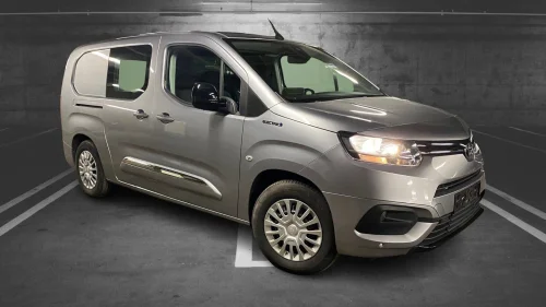 TOYOTA Proace City Electric L2 lang, Comfort, WLTP 269 km, gulv med skuffer, krok
