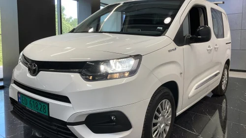 TOYOTA Proace City Electric Electric 50 kWt Comfort L1+KROK+NY SERVICE