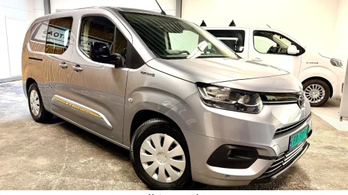 TOYOTA Proace City Electric Electric 50kWh L2-Lang/Krok/Dobbeltgulv/Ny Service/PDC