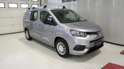 TOYOTA Proace City Electric Electric 50 kWt Comfort Plus L2 Pen,Nylig service