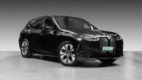 BMW iX xDrive50 Fully Charged/B&W/ACC/Krok/Pano/HUD/Laser/Luft/Soft-C