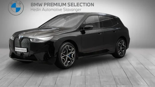 BMW iX xDrive50 xDrive50 Fully Charged Luft 4 Hjulsstyring H&K +++++