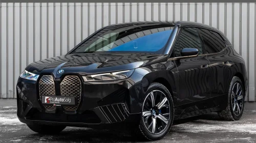 BMW iX xDrive50 xDrive 50 Fully Charged Sportspakke Luft Topp utstyrt