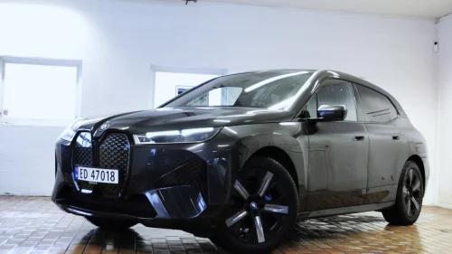 BMW iX xDrive50 X-Drive 50 Fully Charged/Sportspakke/H/K/Pano/Hengerf.