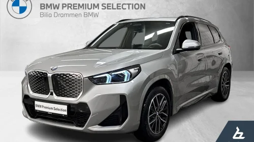 BMW iX1 xDrive30 Fully Charged Edition M-Sport, H/K, Krok, HeadUp