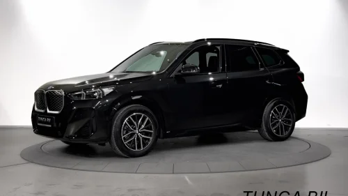 BMW iX1 xDrive30 xDrive30 Fully Charged Premium, HuD, Pano, H/K, H.Feste