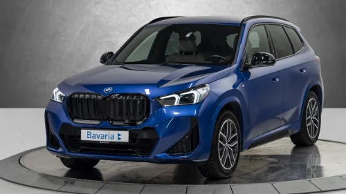 BMW iX1 xDrive30 xDrive30 / H&K / Krok / LED / Adaptiv Cruise / BSI