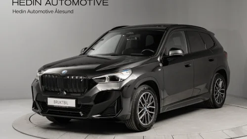 BMW iX1 xDrive30 xDrive30 M-Sport Harman Pano El.sete + Massage