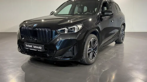 BMW iX1 xDrive30 xDrive30 /4X4/SPORTSSETER/M-SPORT/HUD/HARMAN/KROK