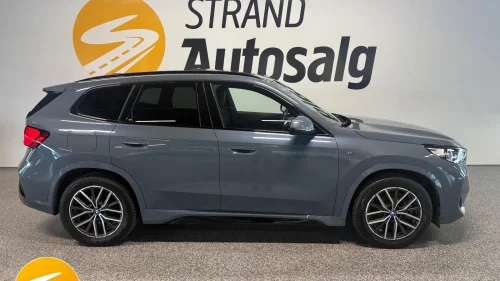 BMW iX1 xDrive30 xDrive30 M Sport SuperCharged Head up Krok H/K DAP Pano