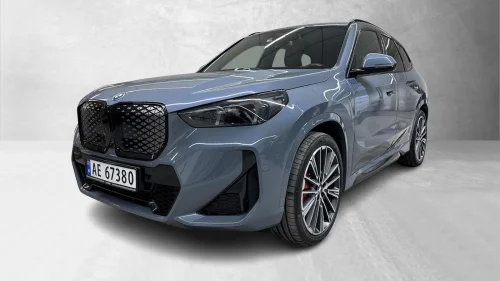 BMW iX1 xDrive30 xDrive30 Supercharged M-Sport Pro, Storm Bay Met, Pano
