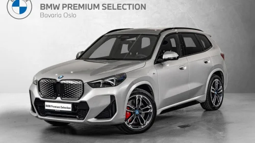 BMW iX1 xDrive30 xDrive30 M-Sport Pro, El-seter, Panorama, Harman, Skinn