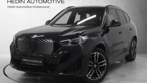BMW iX1 xDrive30 xDrive30 Fully Charged /Harman/19"/M-Sport