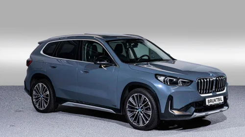 BMW iX1 xDrive30 xDrive30 H.feste Pano El.sete H/K HeadUP