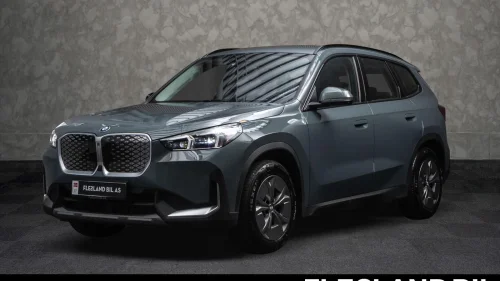 BMW iX1 xDrive30 xDRIVE30 612HK/ACC/432KM/HENGERFESTE/HARMONKARDON/S+V