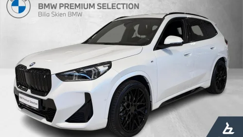 BMW iX1 xDrive30 Fully Charged M sport Dab krok 360
