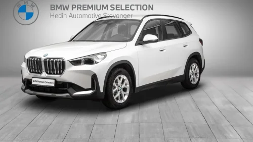 BMW iX1 xDrive30 xDrive30 Charged Lav km