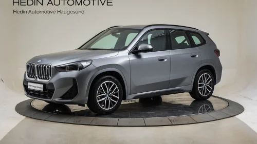 BMW iX1 xDrive30 xDrive30 Fully Charged, Frozen lakk, M-Pakke,H&K,Krok++