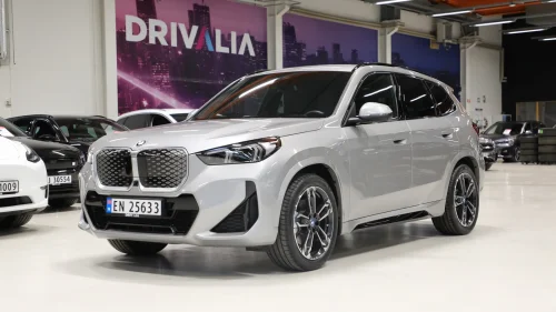 BMW iX1 xDrive30 xDrive30 Fully Charged Premium Edition/M-Sport