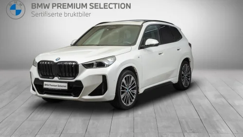 BMW iX1 xDrive30 xDrive30 Fully Charged Soltak Skinn Ryggekam +++