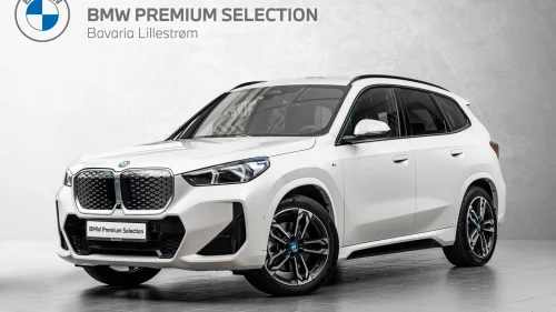 BMW iX1 xDrive30 xDrive30, Serviceavtale, H.fest, El.seter, HUD, Hamran