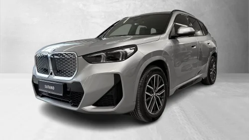 BMW iX1 xDrive30 xDrive30 Fully Charged M Sport, Hengerfeste, HUD++